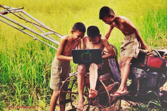 Upaya Membangun Ketersediaan Internet di Wilayah Terpencil